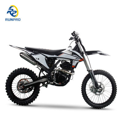 ランプロレーシングの300ccピットバイクで競争を支配する準備をしてください